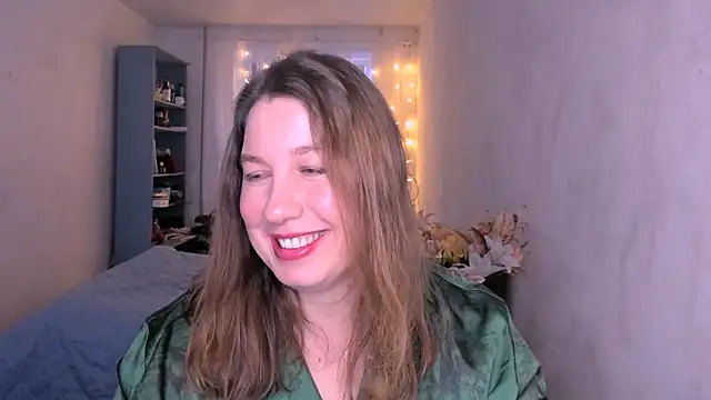 NancySanders online show from December 2025 09:04:01 AM