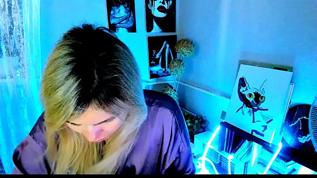 LoraBoyar online show from July 2026 02:27:02 AM