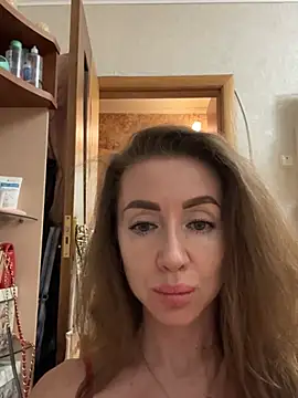 Snapshot of MarinaDiva11_74 chatting on July 2026 08:50:01 PM MarinaDiva11 74 online show from July 2026 08:50:01 PM