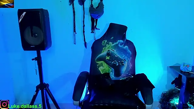 zeus 7777 online show from December 2025 08:01:01 AM