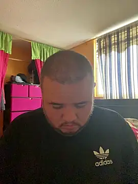 Chimbo-1996 online show from April 2026 09:02:02 PM