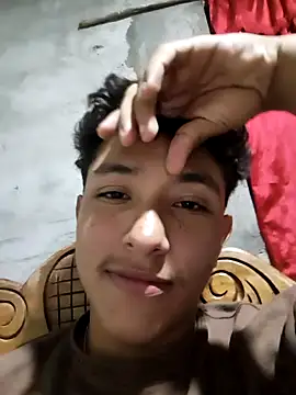 Snapshot of MattBroddy chatting on November 2025 01:59:01 AM MattBroddy online show from November 2025 01:59:01 AM