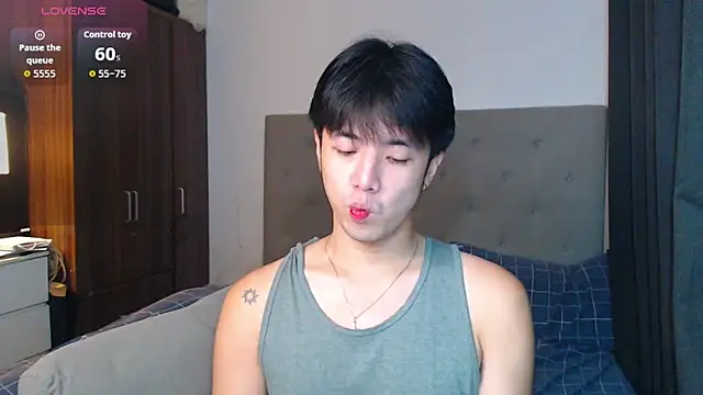 Addictiveboi online show from October 2025 02:12:02 AM