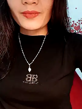 Hinna x online show from February 2026 02:05:01 PM