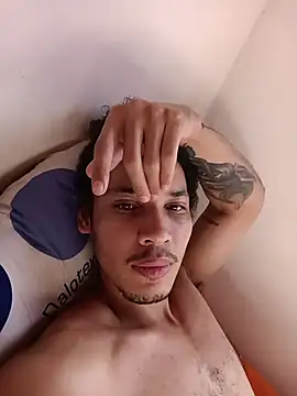 RuiMaddoox online show from November 2025 02:05:01 PM