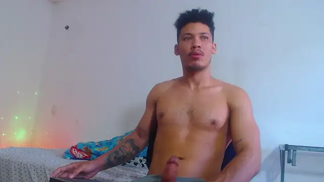 RuiMaddoox online show from December 2025 12:45:02 PM