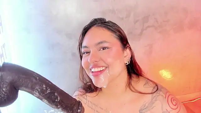 spicymonroe online show from April 2026 07:58:01 PM