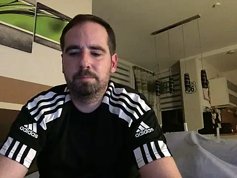 Snapshot of neoslave951 chatting on November 2025 10:04:02 PM neoslave951 online show from November 2025 10:04:02 PM