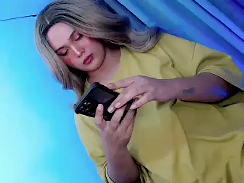 Snapshot of Sweet_angelinax chatting on May 2026 11:28:01 AM Sweet angelinax online show from May 2026 11:28:01 AM