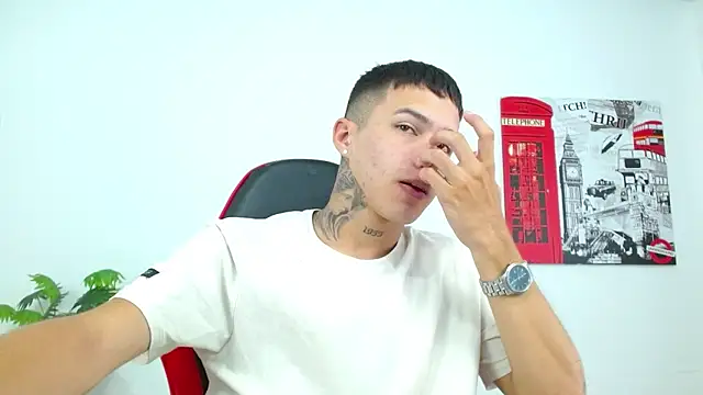 Cumandres18 online show from March 2026 02:27:01 PM