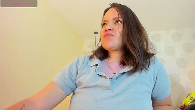 GIANAMILLER6 online show from November 2025 12:19:02 PM