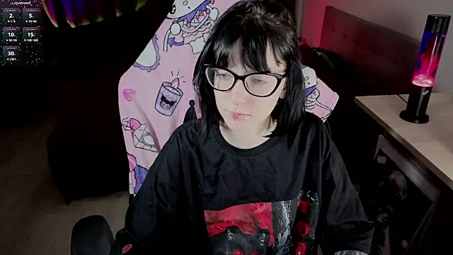 HazelTompson online show from March 2026 12:23:02 PM