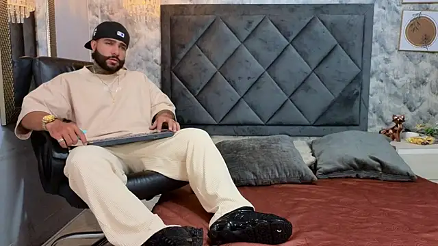 Apolo rousse1 online show from September 2025 08:09:01 PM