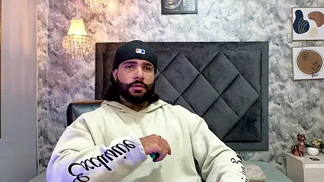 Apolo rousse1 online show from September 2025 08:58:01 PM