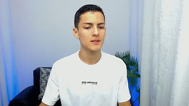 Matiius18 online show from October 2025 02:29:02 PM