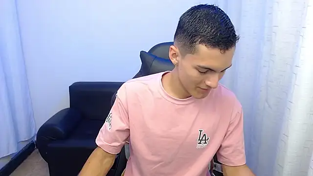 Matiius18 online show from February 2026 02:49:02 PM