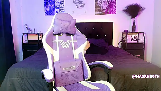 Mason Rothwell online show from December 2025 05:45:02 AM