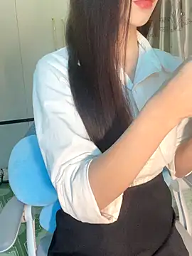 Snapshot of Dior_baby chatting on December 2025 01:44:01 AM Dior baby online show from December 2025 01:44:01 AM