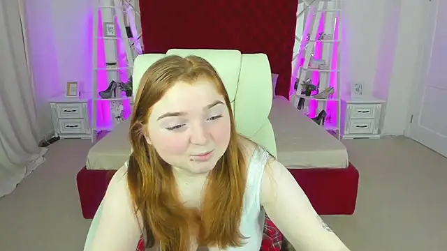 Snapshot of KattyRose8 chatting on May 2026 01:56:01 AM KattyRose8 online show from May 2026 01:56:01 AM