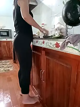 Snapshot of Sweet-Berry89 chatting on September 2025 12:44:02 AM Sweet-Berry89 online show from September 2025 12:44:02 AM