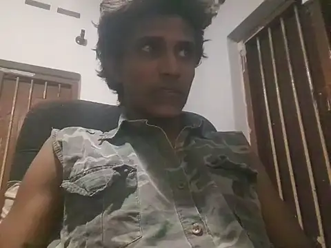 Snapshot of Ashy2001 chatting on September 2025 05:51:01 AM Ashy2001 online show from September 2025 05:51:01 AM