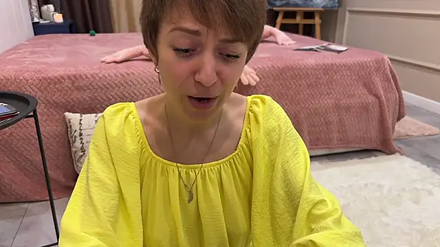 daniellia  online show from December 2025 02:55:01 PM