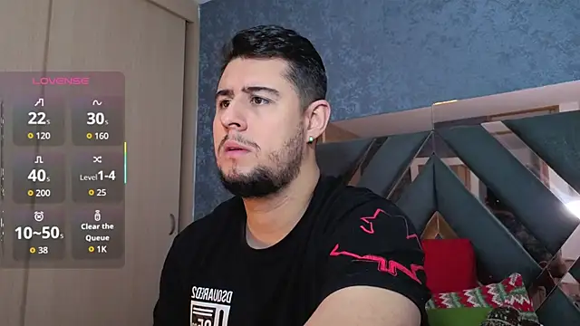 ryan evanss online show from December 2025 10:46:01 AM