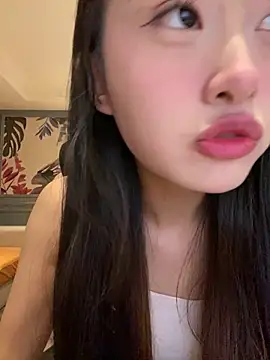 MengMeng0515 online show from April 2026 01:55:02 PM