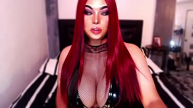 xTrixieMae online show from October 2025 05:54:01 PM