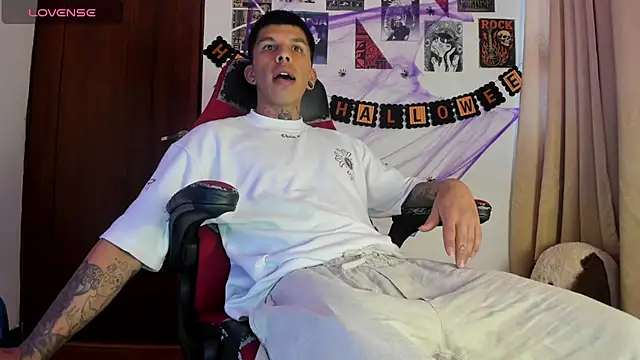 Savajelust online show from October 2025 05:24:01 PM