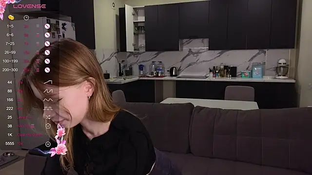 Sara kaya online show from October 2025 06:07:02 PM