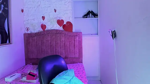 Snapshot of candela_ruiz chatting on September 2025 07:47:01 PM candela ruiz online show from September 2025 07:47:01 PM