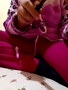 Mroma89six online show from November 2025 10:38:02 AM