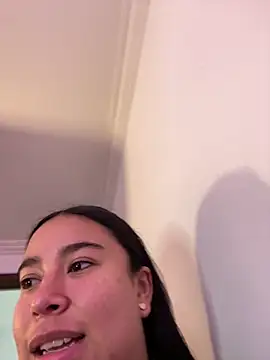 Zoey thompson online show from April 2026 07:47:01 PM