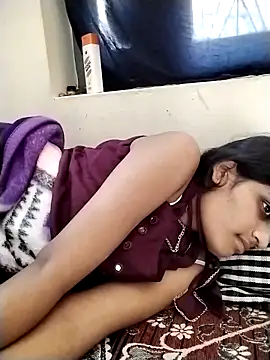 Snapshot of Sofia_kuuu chatting on October 2025 05:37:01 AM Sofia kuuu online show from October 2025 05:37:01 AM