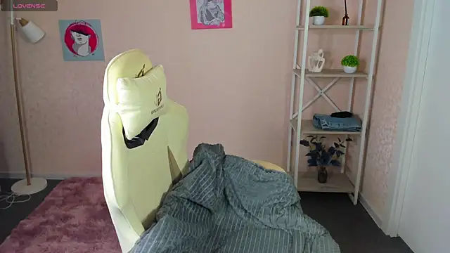 R0cket bunny online show from September 2025 01:16:02 AM