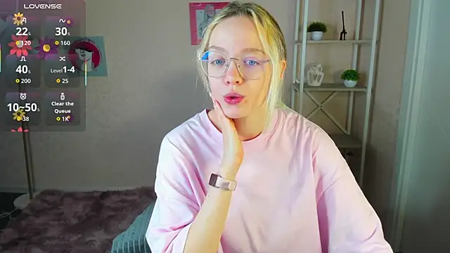 R0cket bunny online show from September 2025 12:00:02 AM