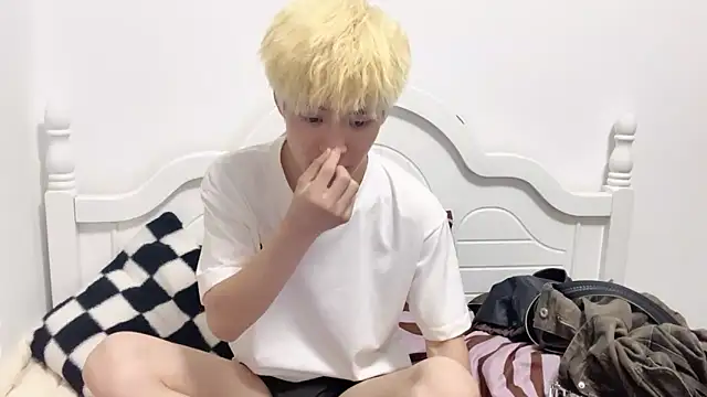 Snapshot of linger2563 chatting on October 2025 04:35:02 PM linger2563 online show from October 2025 04:35:02 PM