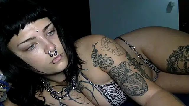 Snapshot of cymerastail chatting on September 2025 12:50:02 PM cymerastail online show from September 2025 12:50:02 PM