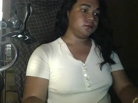 Snapshot of roseluv_hot chatting on March 2026 01:25:01 PM roseluv hot online show from March 2026 01:25:01 PM