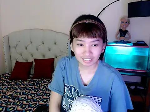 ShantalFoxxy  online show from February 2026 01:26:02 PM