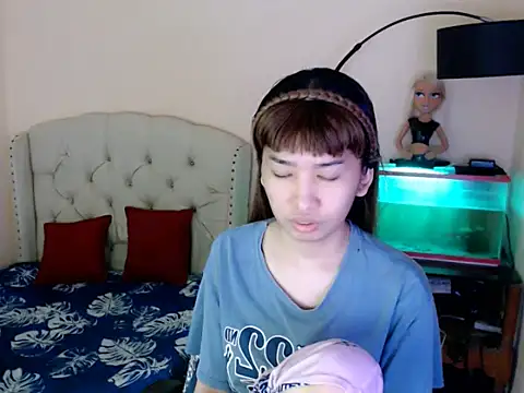 ShantalFoxxy  online show from February 2026 04:20:02 AM