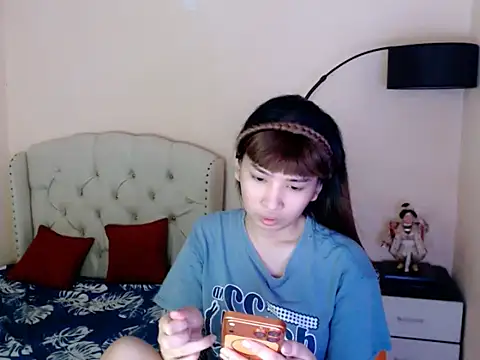 Snapshot of ShantalFoxxy_ chatting on July 2026 12:37:02 AM ShantalFoxxy online show from July 2026 12:37:02 AM