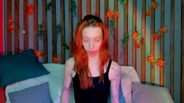 Snapshot of Lori_Williams chatting on December 2025 01:00:01 AM Lori Williams online show from December 2025 01:00:01 AM