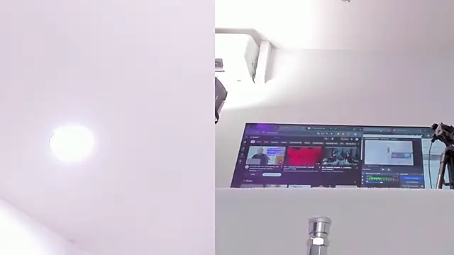 maily zanss online show from March 2026 07:51:02 PM