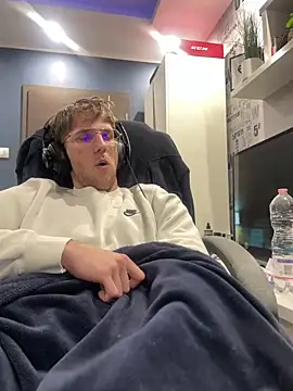 Sexaddict05 online show from April 2026 10:43:02 PM