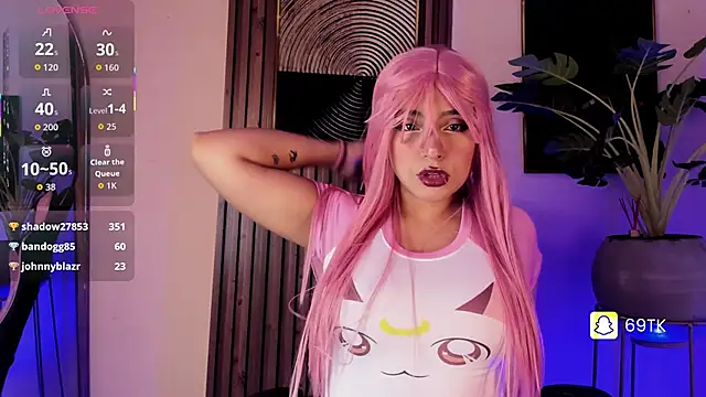 Snapshot of artemish__ chatting on November 2025 01:10:02 PM artemish online show from November 2025 01:10:02 PM