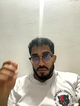 TU-MORENOO online show from November 2025 08:08:02 AM