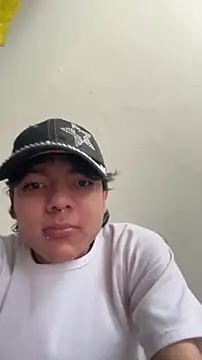 alandelrey57 online show from March 2026 05:41:02 PM