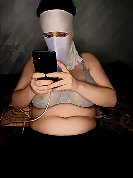 Snapshot of Lamia_Queen_ chatting on October 2025 02:31:02 AM Lamia Queen online show from October 2025 02:31:02 AM